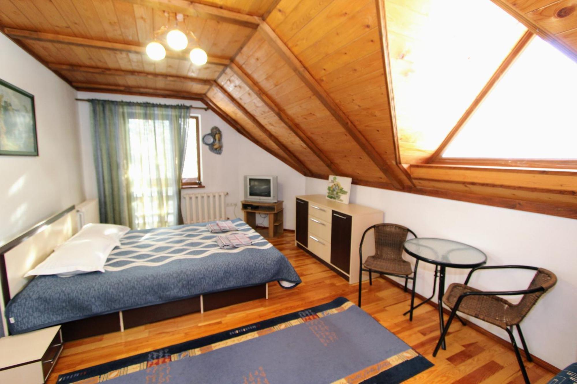 Villa Хуторянка à Tatariv Extérieur photo